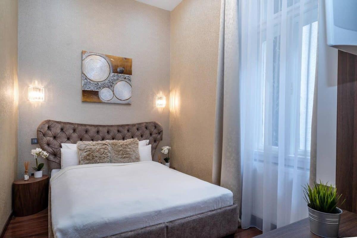 Central Luxy Design Apartment Budapest Kültér fotó